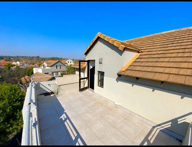 1 BEDROOM APARTMENT FOR SALE IN LONEHILL